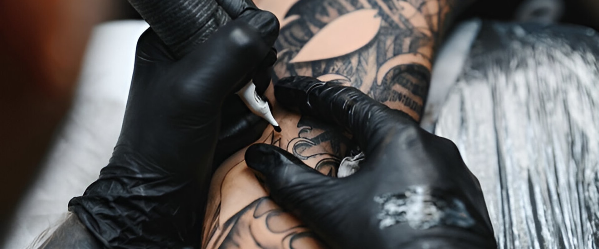 Collaborating with a Tattoo Artist: A Comprehensive Guide to Tattoo Culture and Custom Designs